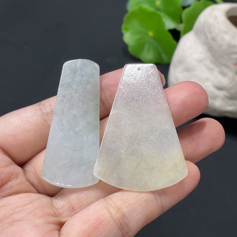F31605687 Jadeite Plain Pendant