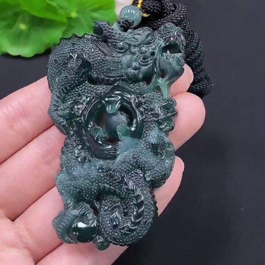 F28242368 Jadeite Dragon Soaring Worldwide Pendant