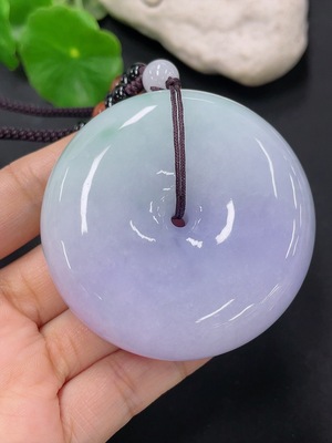 F41934429 翡翠挂件平安扣 货品总约重 含绳138.75g