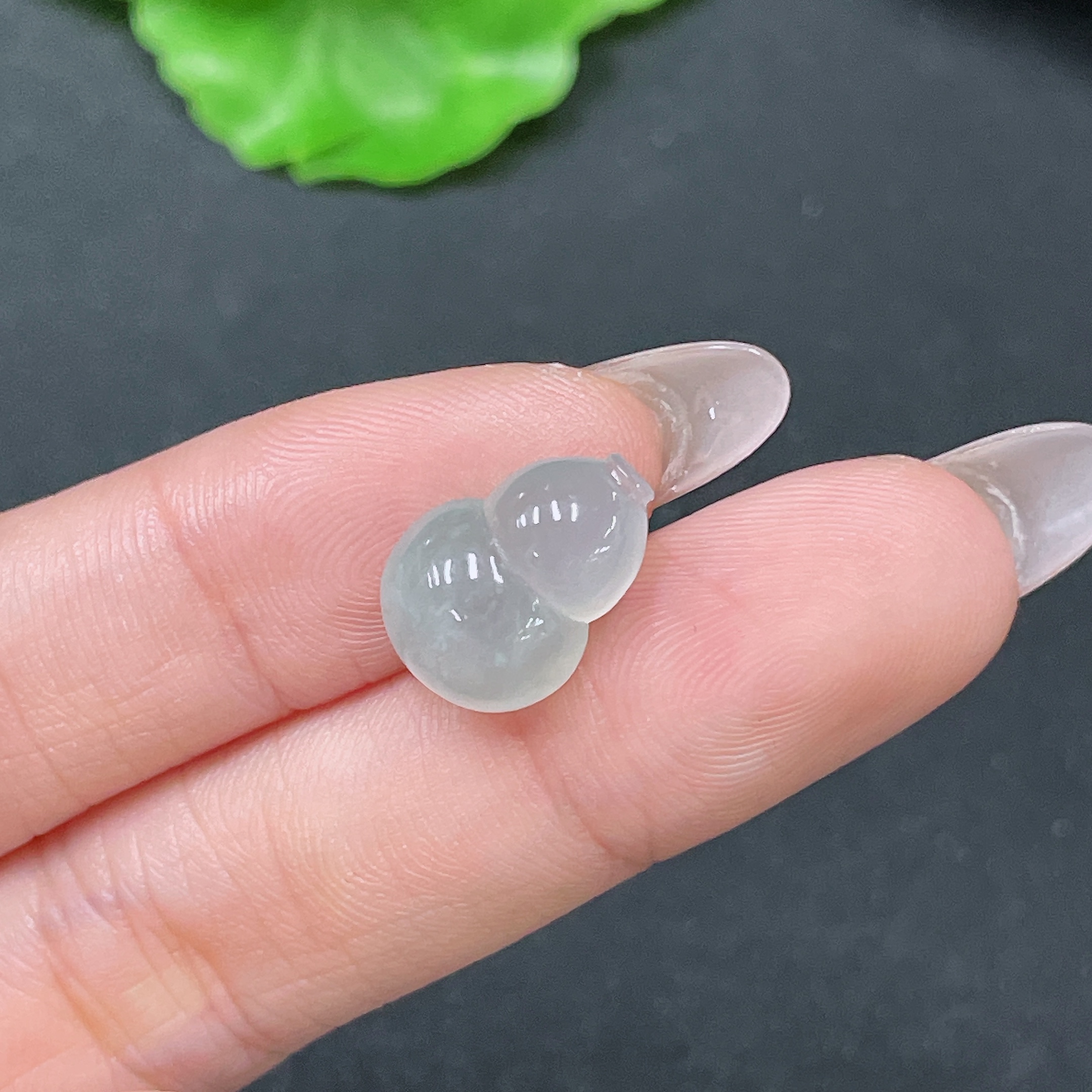 F35138426 Jadeite Gourd Pendant Total Weight Approx. 1.37g