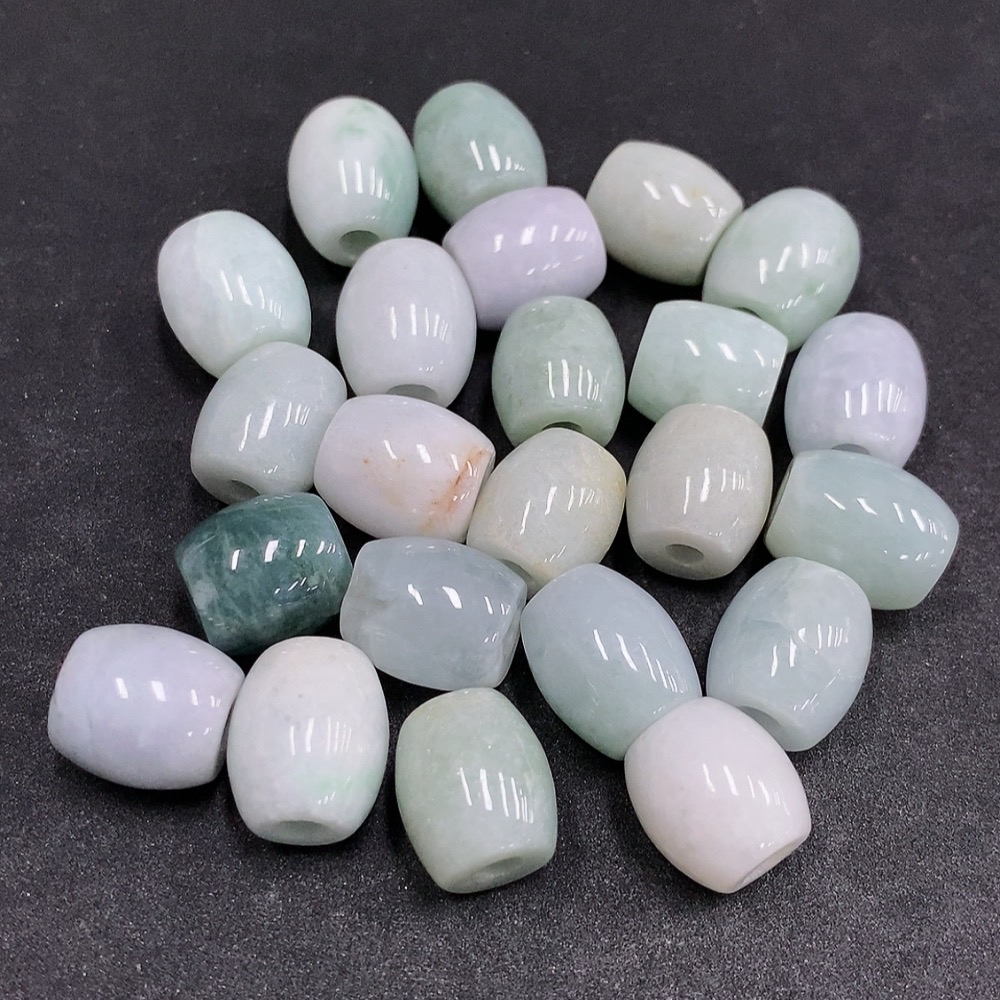 F34077196 Jadeite Barrel Beads Sell as a Lot