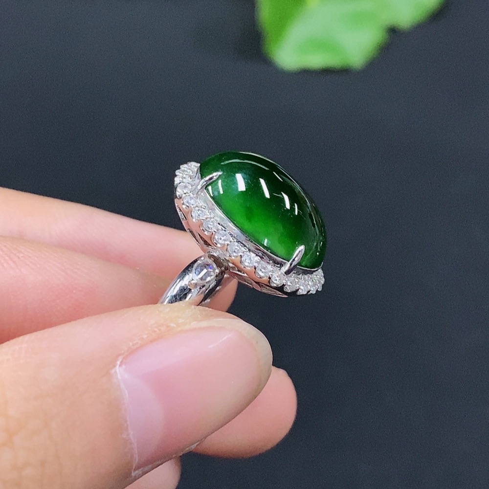 F31629401 Jadeite Cabochon Ring with 18K Gold, Size 15, Accented with Diamonds, Total Weight Approx. 4.27g