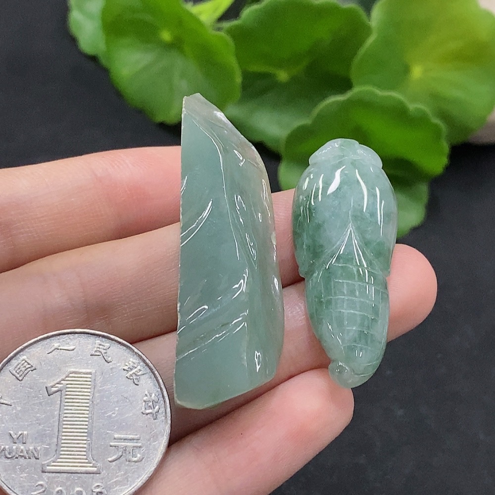 F33946855 Jadeite Pendant