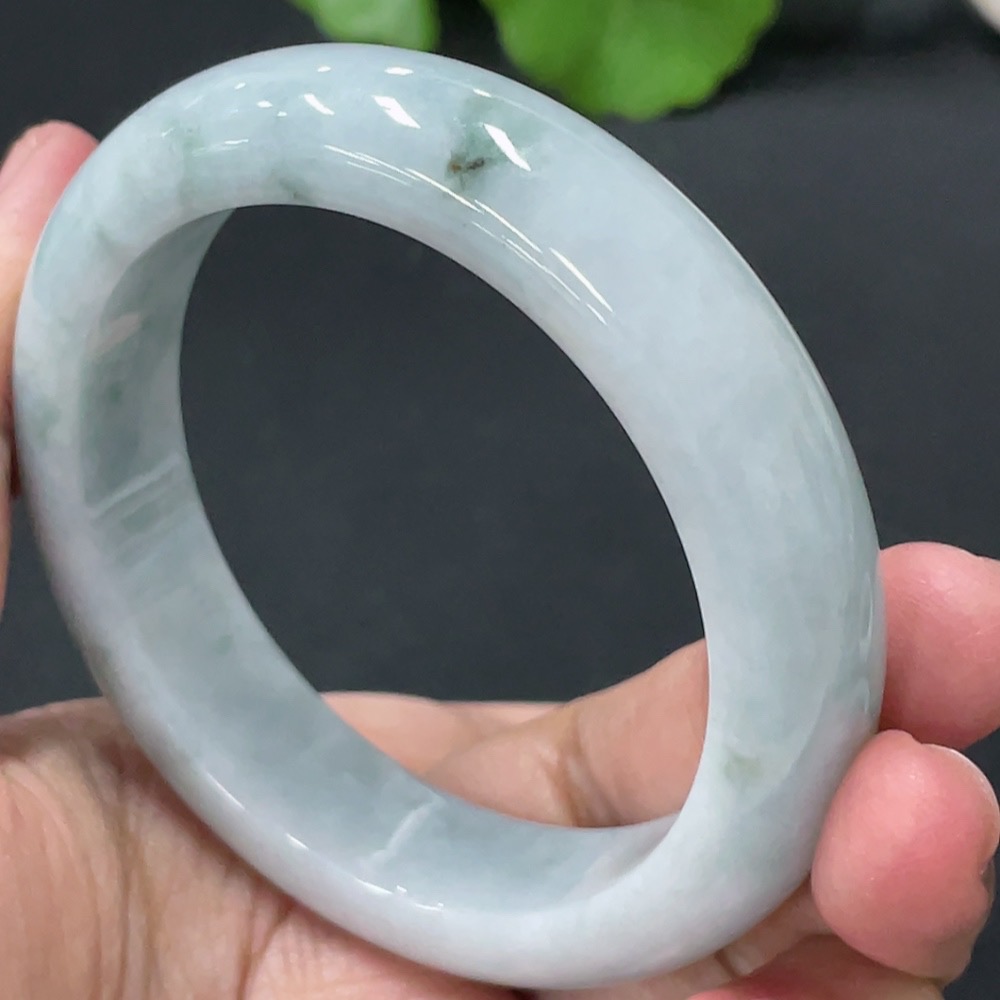 F29386960 Jadeite Circular Bracelet