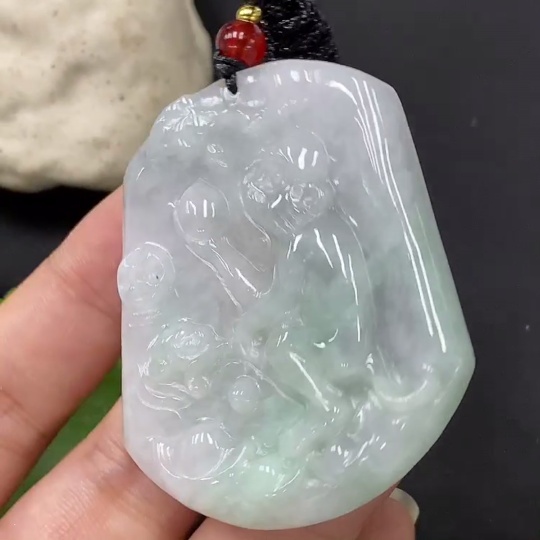 F29394196 JadeitePendant (Total Weight Without Rope: Approx. 30.35g)