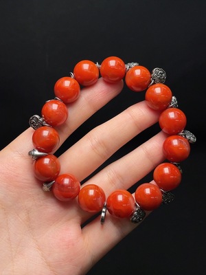 C33934775 Red Agate Bracelet with Visible Organic Matter, Non-Gold, Total Weight Approx. 64.3g, Size About 13.4mm