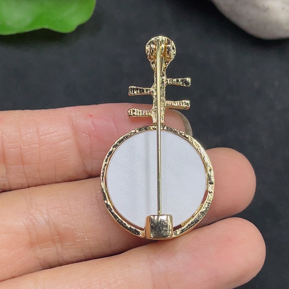 F30499668 Jadeite Inlaid Brooch Non-Gold Inlaid