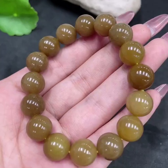 H33925505 Hetian Jade Bracelet    Approx. 11.8mm    Total Weight Approx. 42.6g