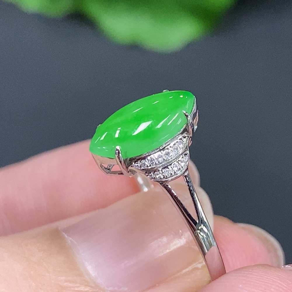 F20303532 Jadeite Cabochon Ring 18k Gold Total Weight Approx. 1.4g Size 16