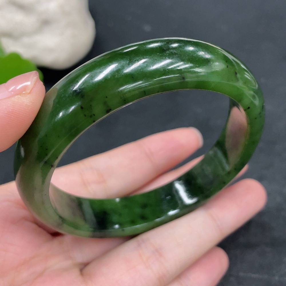 H31582303 Hetian Jade Round Bracelet, Size 57.7, Total Weight Approx. 54.2g