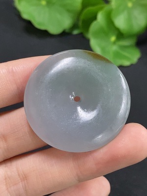 F46600364 翡翠平安扣挂件 货品总重约15.16g