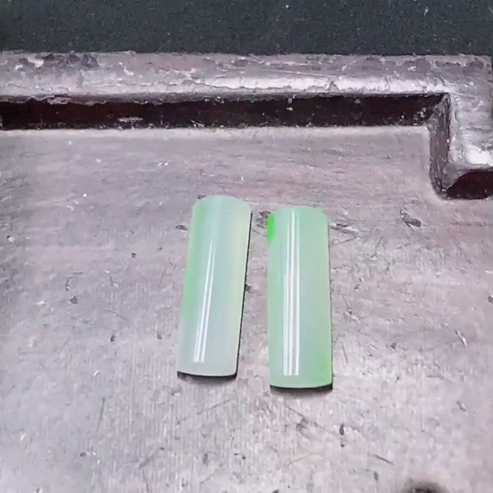 F28199691 Jadeite Inlaid Pieces Sell as a Lot