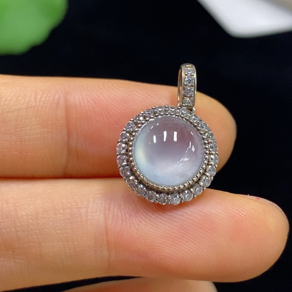 F35094010 Jadeite Cabochon Inlaid Pendant Non-Gold Non-Diamond Total Weight Approx. 2.13g