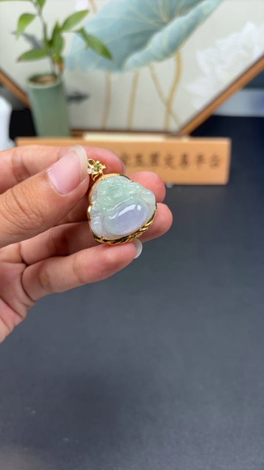 F34002844 Jadeite Buddha Pendant 18k Gold Total Weight Approx. 6g With Diamond Accents (Minimum Side Stones Only)