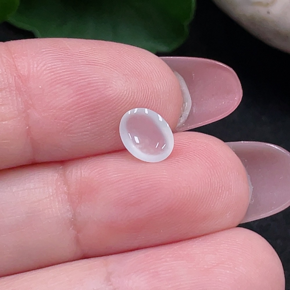 F32773170 Jadeite cabochon, total weight approx. 0.1g