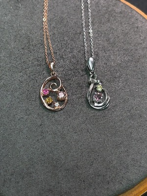 C34990013 Tourmaline Necklace with Non-Natural Accent Stones, Non-Gold, Total Weight Approx. 4.82g, Sell as a Lot