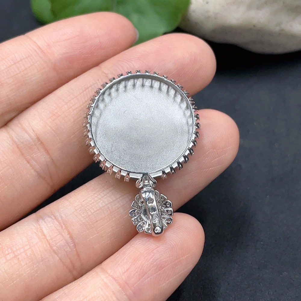 F16826320 Jadeite Blessing Shell Pendant 18K Gold Inlaid Total Weight Approx. 6.45g