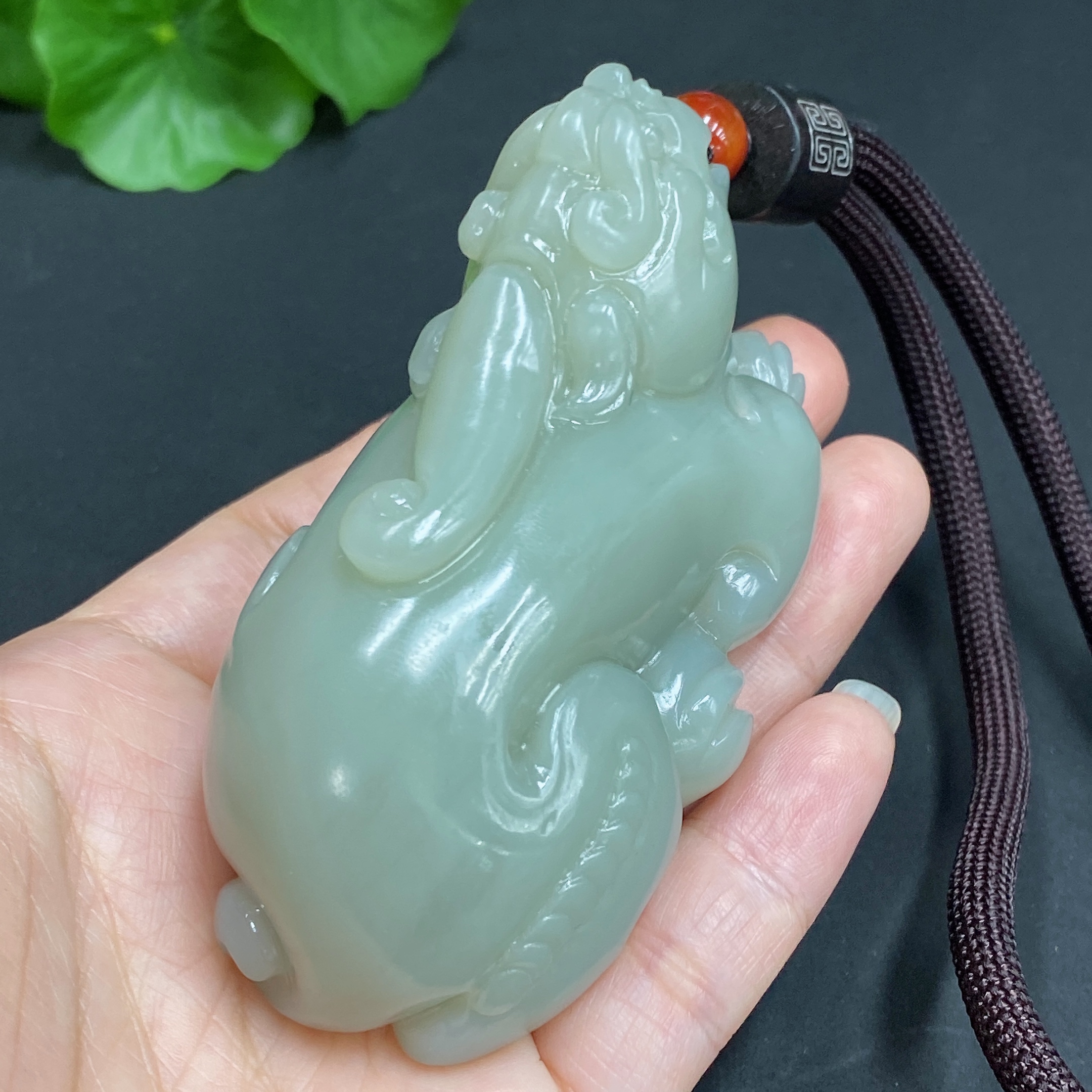 H22526449 Hetian Jade Handheld Carving Pi Xiu Total Weight (with rope) 137.4g