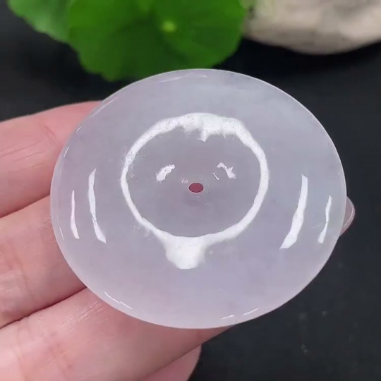 F35082402 Jadeite Peace Knot Pendant, Total Weight Approximately 21.2g