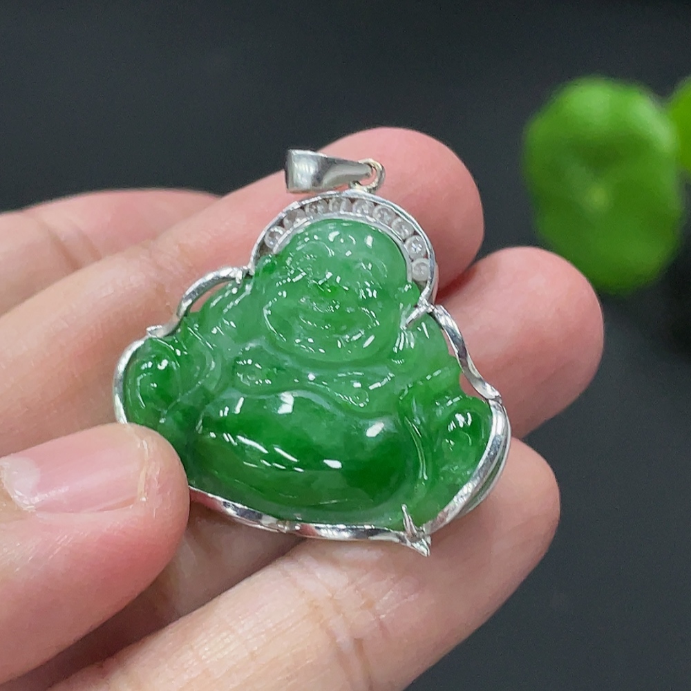 F34018698 Jadeite Buddha Pendant with Non-Diamond Setting, Main Body Approximately 70% Au, Total Weight Approximately 5.43g