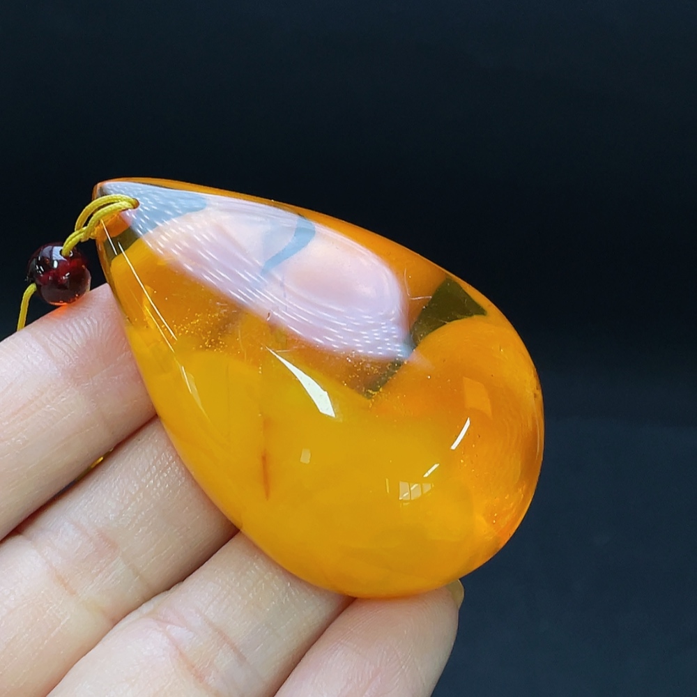 C29339578 Amber Beeswax Pendant, Total Weight Approx. 23.81g