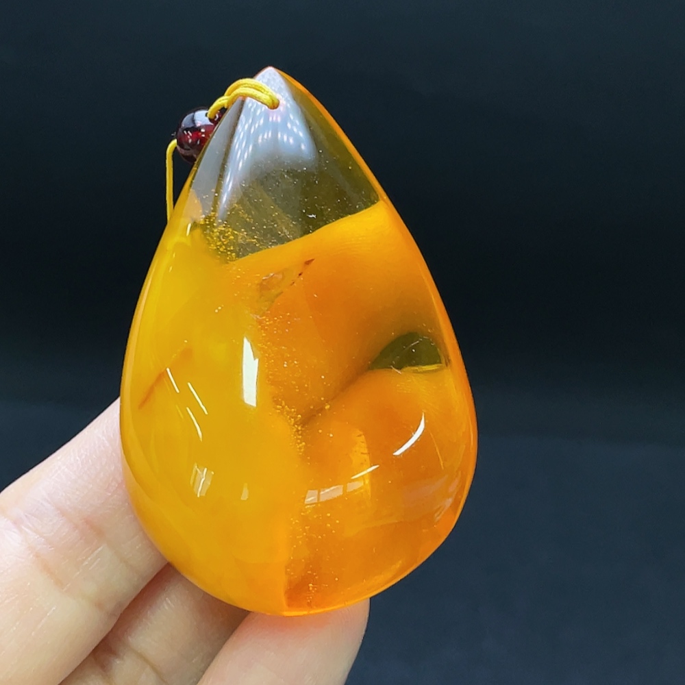 C29339578 Amber Beeswax Pendant, Total Weight Approx. 23.81g