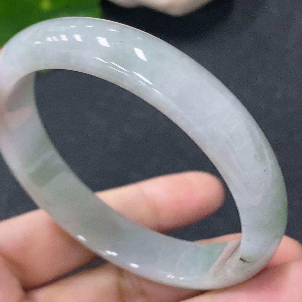 F33912760 Jadeite Round Bangle Size 52.5mm Total Weight Approx. 35g