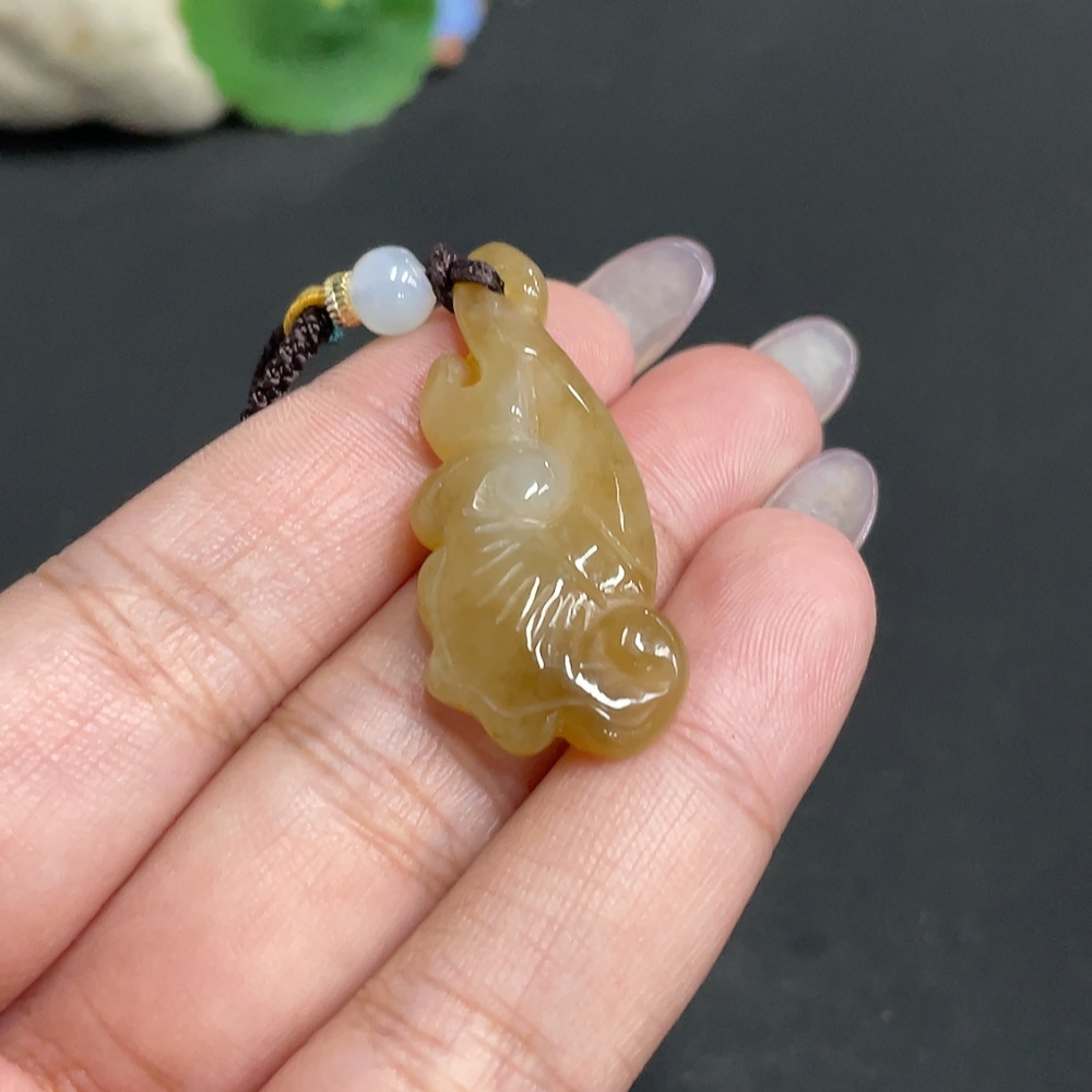 H34972142 Hetian Jade Pendant - Ruyi