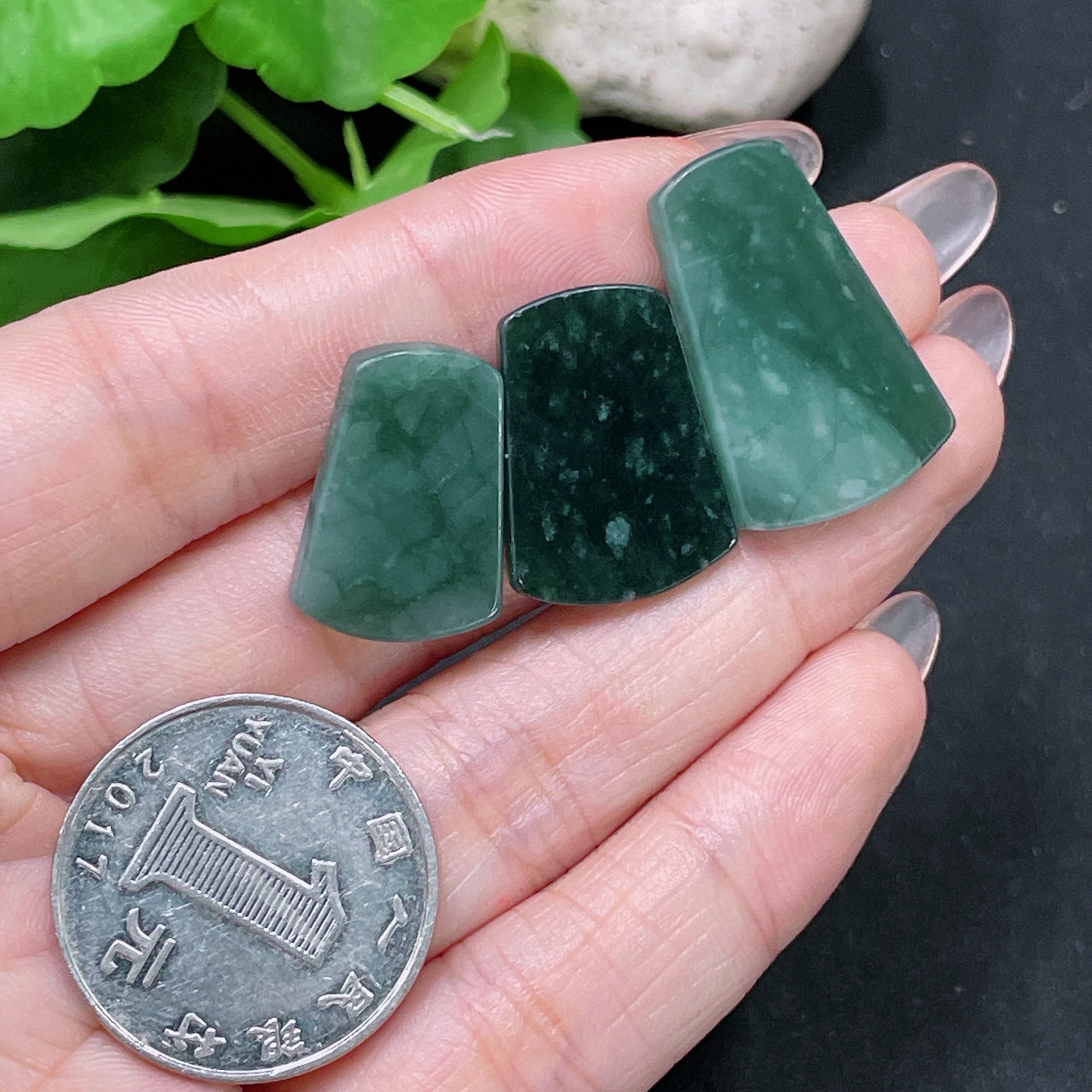 F34020870 Jadeite Inlaid Pieces Sell as a Lot