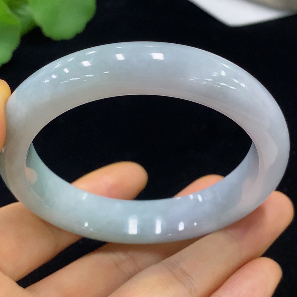 F35094267 Jadeite Round Bracelet Size 57.1 Total Weight Approx. 62.41g