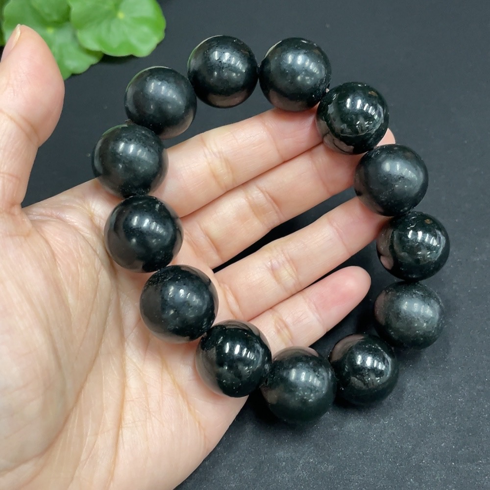 H34053094 Hetian Jade Bracelet, Size 18mm approx., Total Weight approx. 122.2g