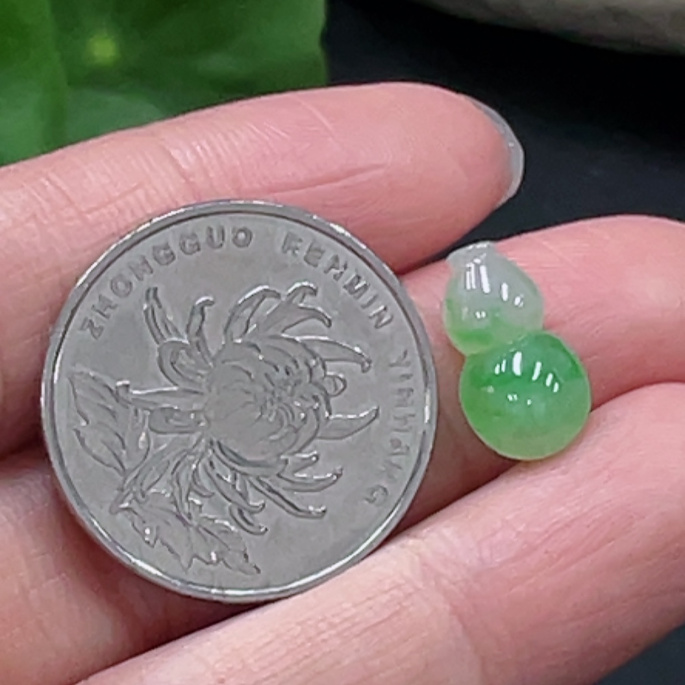 F26996600 Jadeite inlay, total weight approx. 0.68g