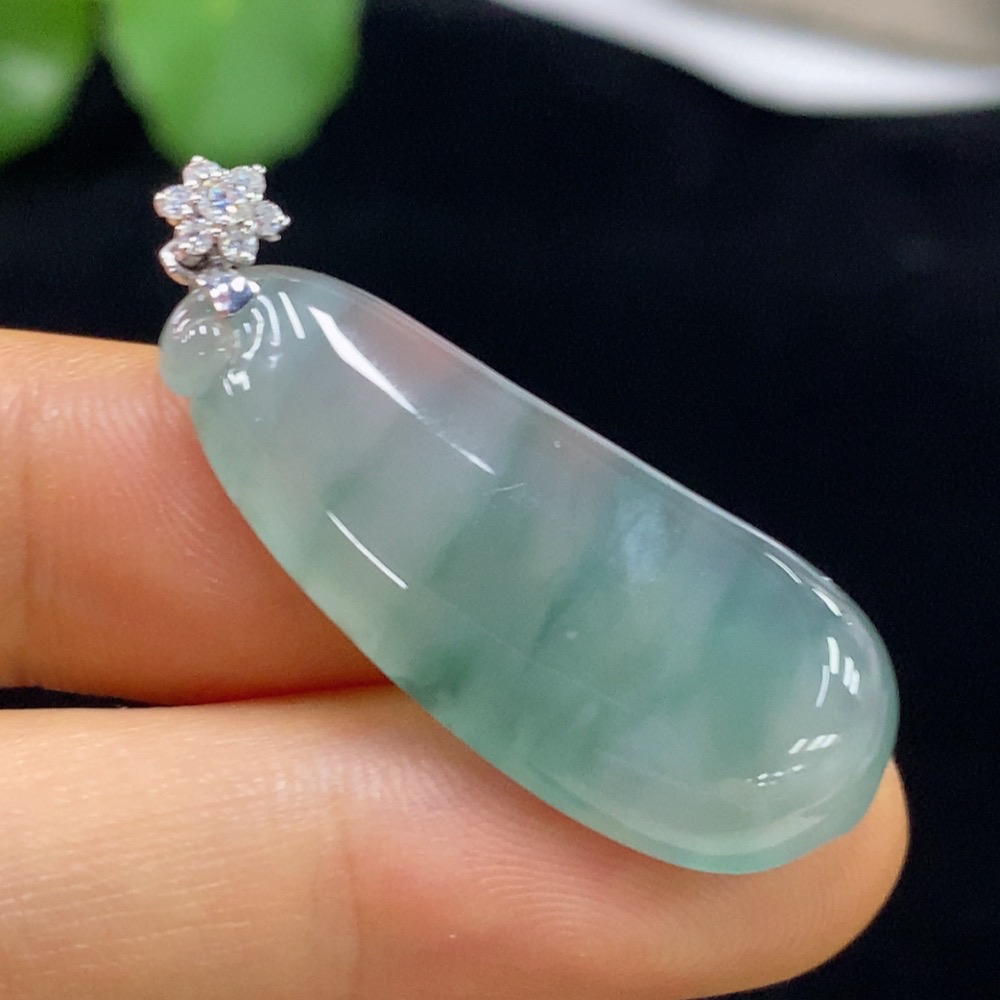 F34025467 Jadeite Blessing Melon Pendant 18k Non-Diamond Total Weight Approx. 5.62g