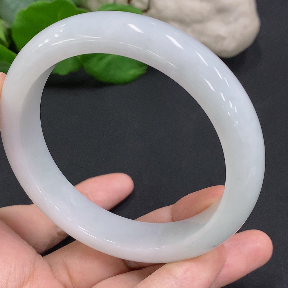 F34962436 Jadeite Round Bangle Size 60.6 Total Weight Approx. 70.8g