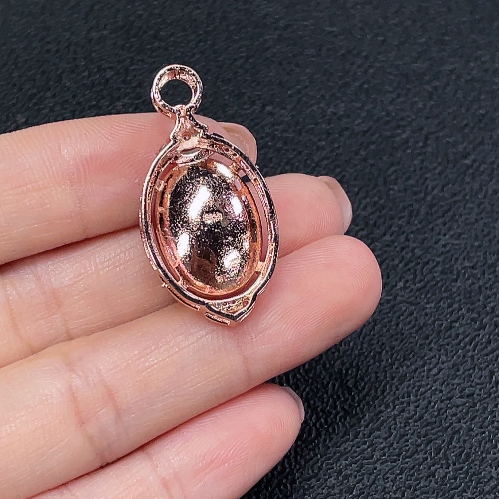 C32718630 Red Agate Pendant Non-Gold Total Weight Approx. 5.94g