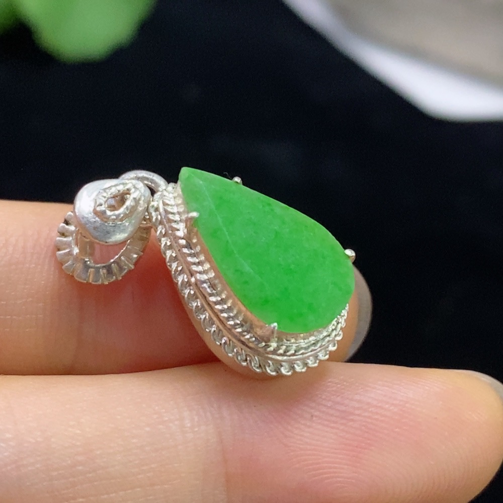 F32707329 Jadeite Inlaid Piece Non-Gold Inlaid Total Weight Approx. 3.6g