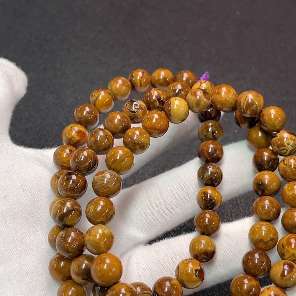C34006606 Amber and Beeswax Bead Strand, Total Weight Approx. 31.71g, Size About 8.8mm