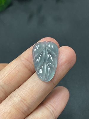 F10073134 Jadeite Leaf Inlay Piece