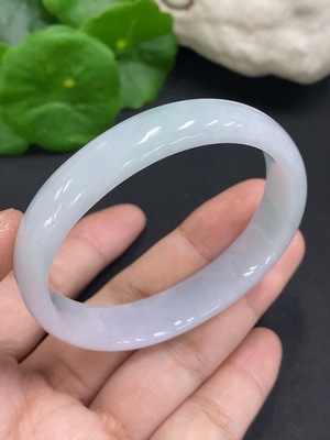 F34050698 Jadeite Concubine Bracelet, Total Weight Approx. 29.3g, Size 52.3/45.8