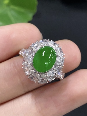 F42968945 翡翠蛋面镶嵌戒指 18K金 配镶钻石 圈口14 货品总重约5.18g