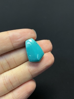 C46535518 绿松石挂件 颜色成因未定 货品总重约2.34g
