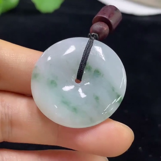 F33910434 Jadeite Peace Pendant, total weight approx. 12.64g (including rope weight)