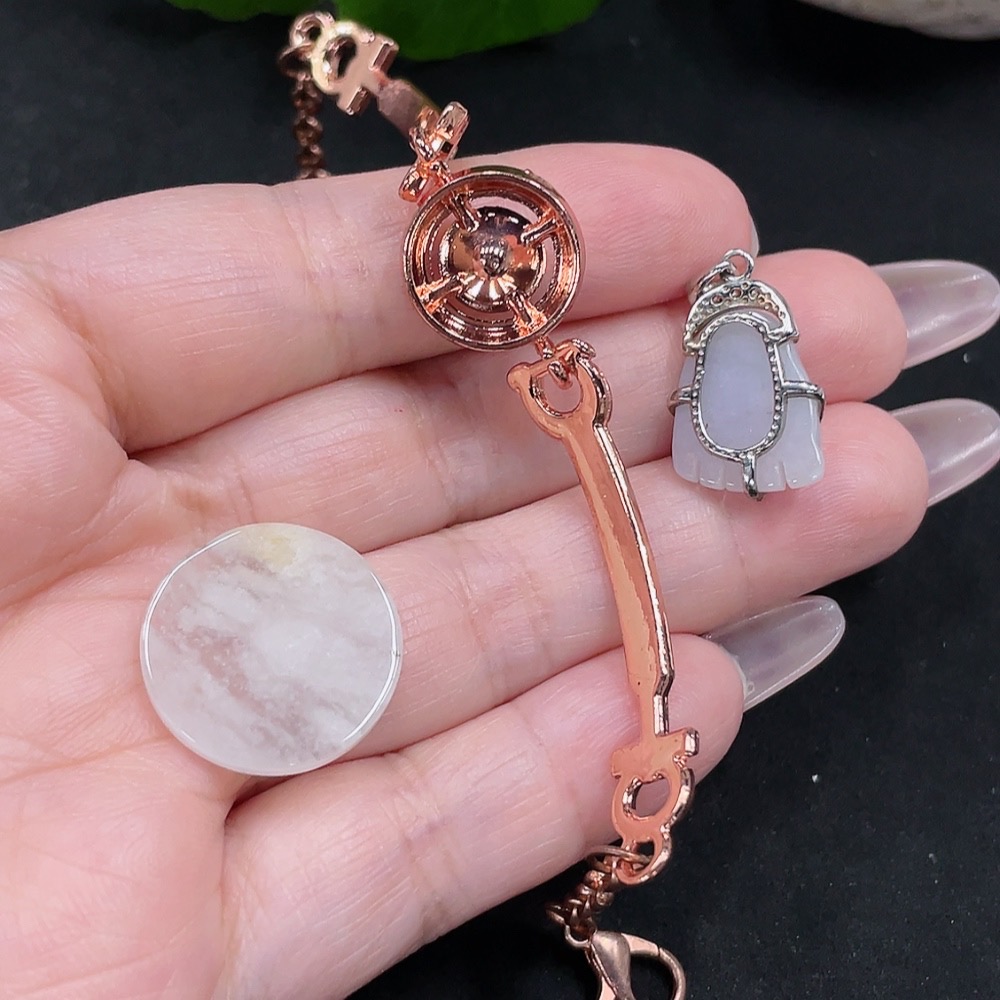 F35081930 Jadeite Pendant + Bracelet Sell as a Lot (Non-Gold Inlaid)