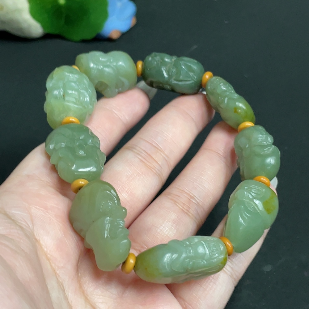 H27111726 Hetian Jade Arhat Bracelet (18 Arhats)