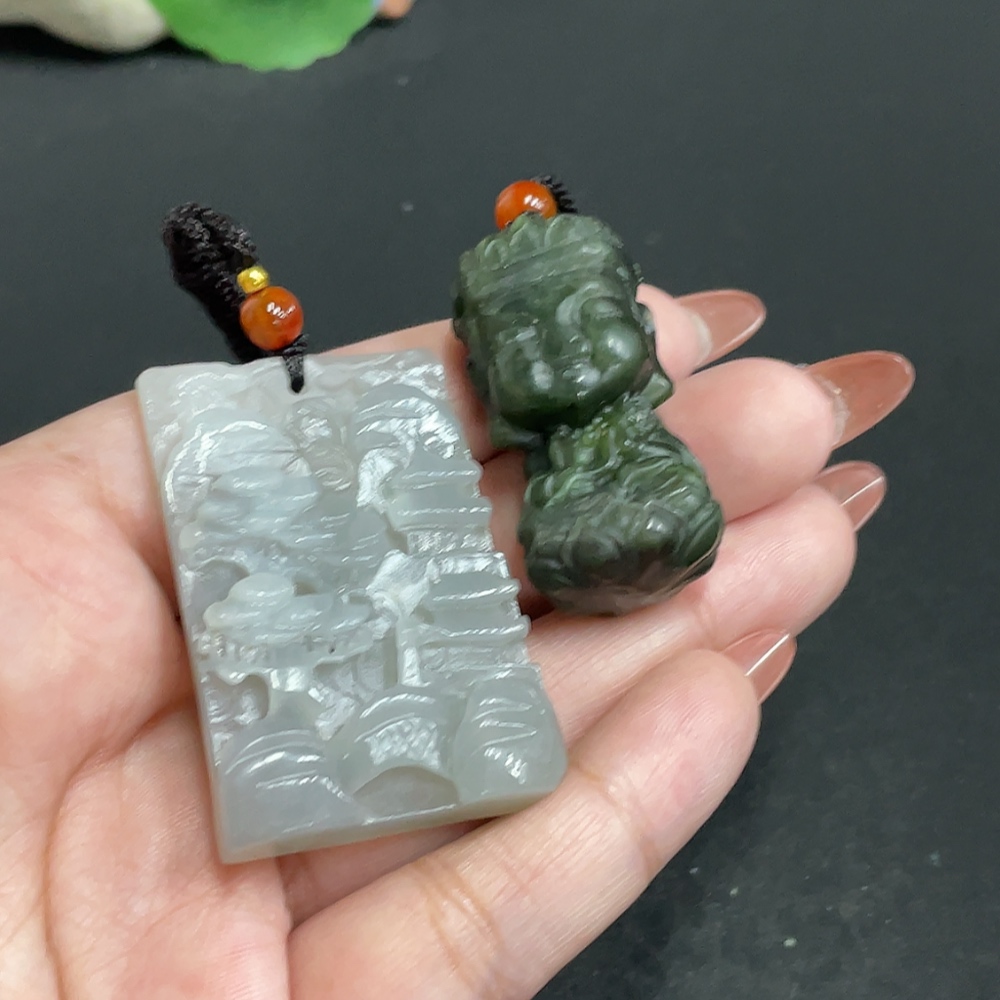 H34010397 Hetian Jade Pendant Landscape Guardian Deity