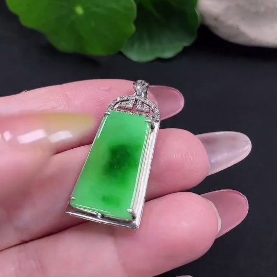 F34032697 Jadeite Inlaid Pendant Total Weight Approx. 3.6g (Non-gold Inlaid)