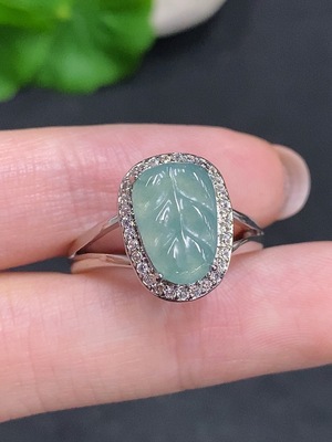 F34035122 Jadeite Leaf Inlaid Ring Non-Gold Setting Adjustable Size Total Weight Approx. 3.7g