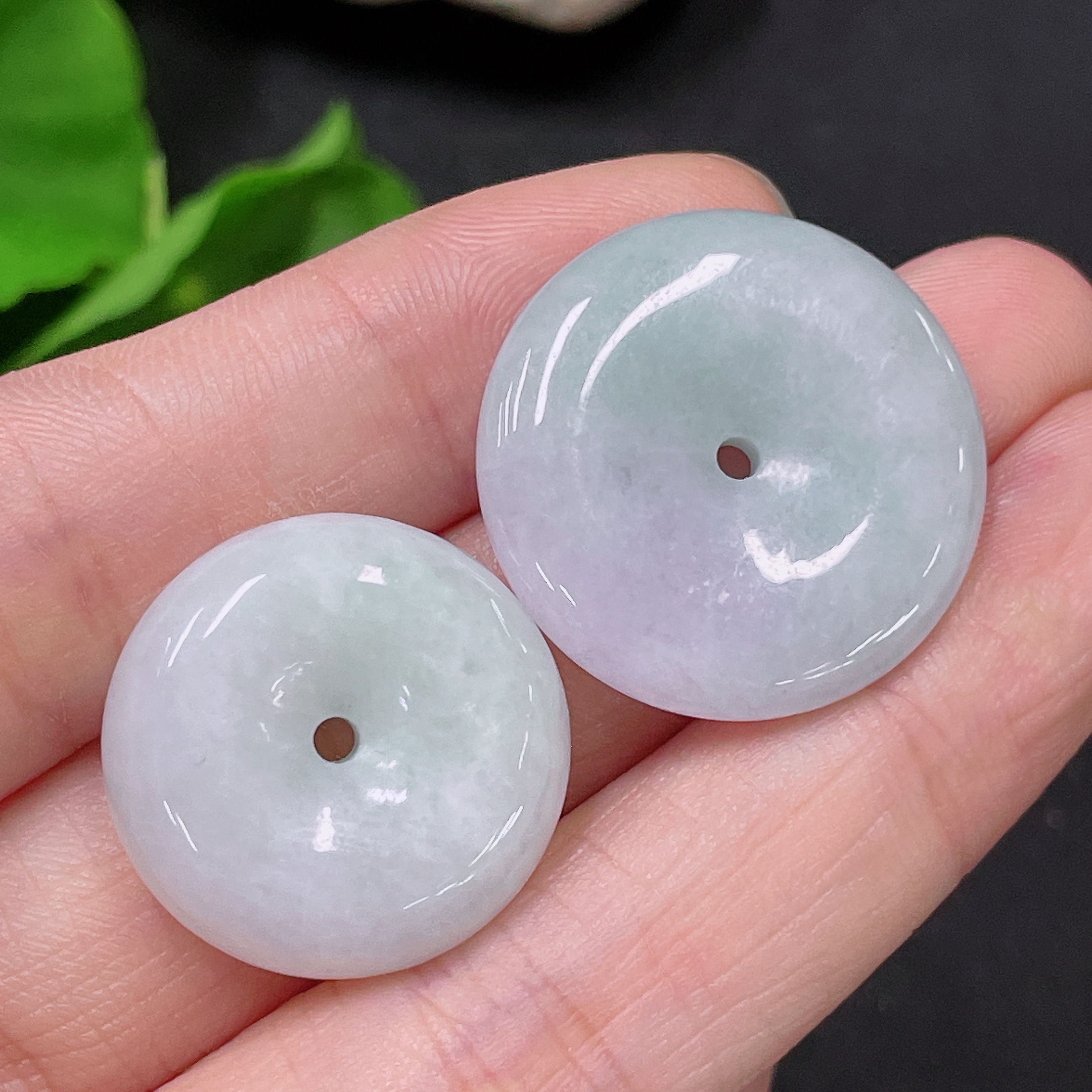 F33919758 Jadeite Safety Buckle Pendant Sell as a Lot