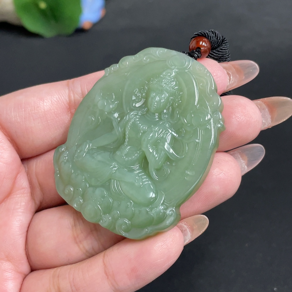 H32736601 Hetian Jade Pendant Guanyin Total Weight (including rope) 34.9g
