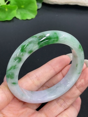F41949909 翡翠正圈手镯 货品总重约56.5g  圈口56